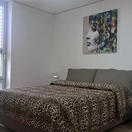 Close To Sea 3 Bedrooms Apartahotel Sestri Levante