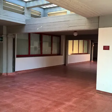 Close To Sea 3 Bedrooms *
